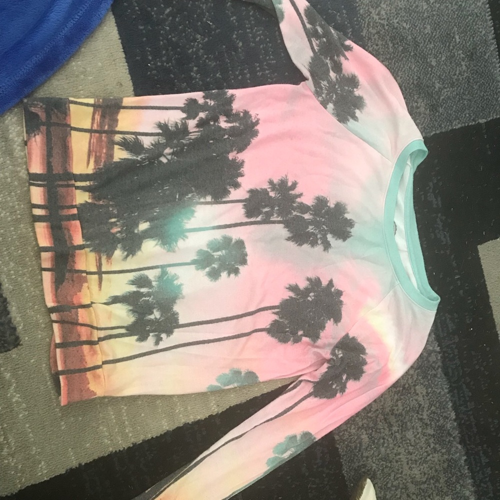 Long sleeve shirt